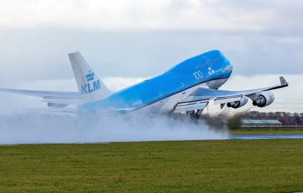 posadka-trva-klm-samolet-boeing-boeing-747-400-avialainer-bo